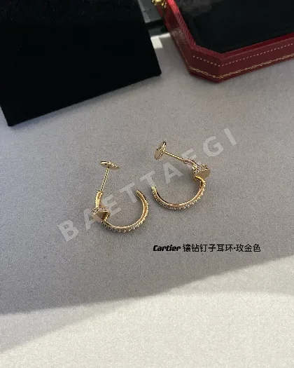까르띠에 로즈골드 다이아몬드 스터드 귀걸이 59454