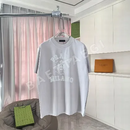 프라다 남여공용 반팔 53771