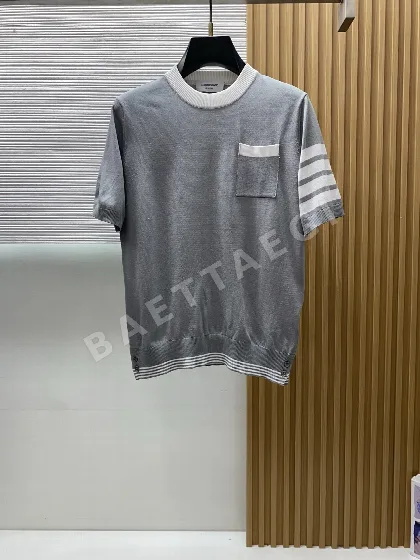 톰브라운 남성 라운드넥 반팔 니트 티셔츠 50290