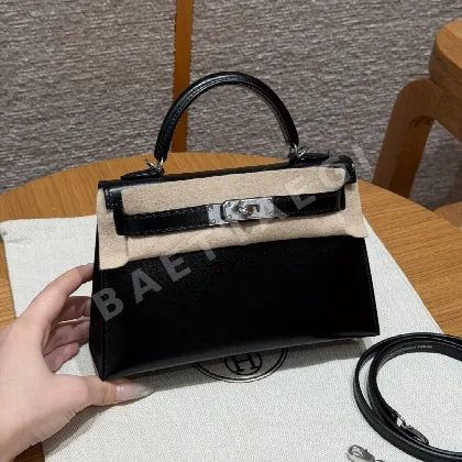 에르메스 켈리미니 2 블랙 박스 가죽 가방 164158