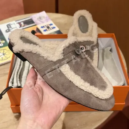 에르메스 샌들 Étoupe goatskin 206627