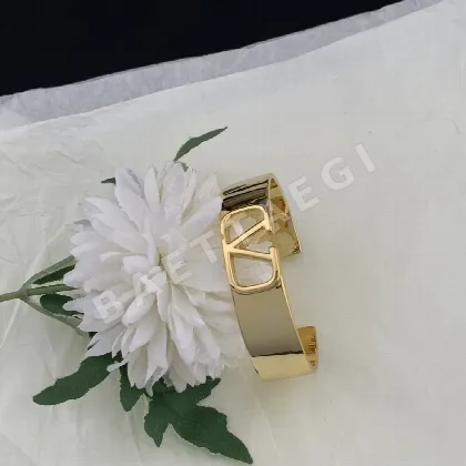 발렌티노 팔찌 63637