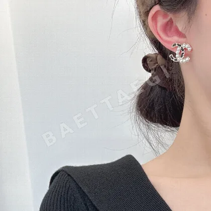 샤넬 25K 금은콤비 귀걸이 65904