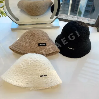 미우미우 모자 81249 Miu Miu Cap