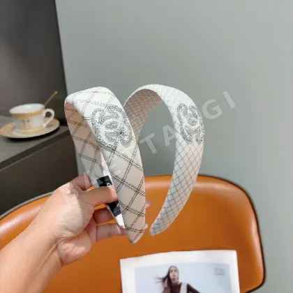 샤넬 미니 레트로 헤어밴드 183671