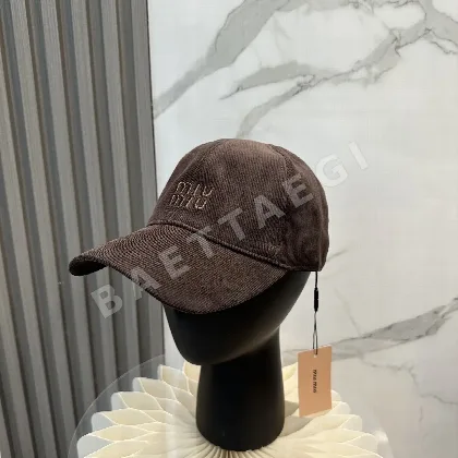 미우미우 코듀로이 베이스볼캡 185783