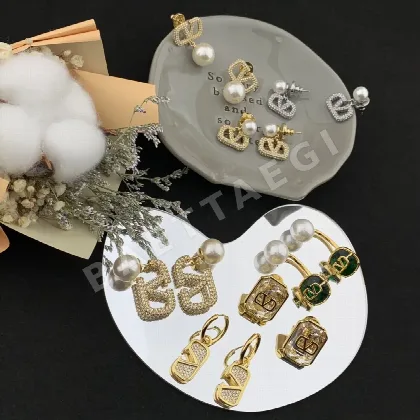 발렌티노 귀걸이 63625 Valentino Earrings