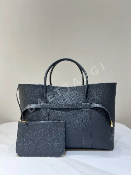 로로피아나 LP Giera 대형 그레인 가죽 쇼퍼백 191349