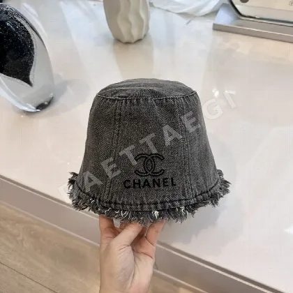샤넬 워시드 데님 프린지 버킷햇 82360