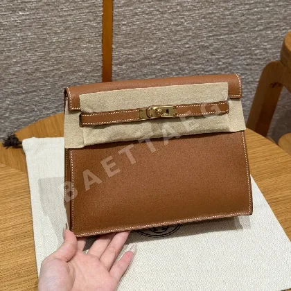 에르메스 켈리 단스 소가죽 지갑 192205
