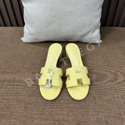 에르메스 오아시스 H 뮬 샌들 146619