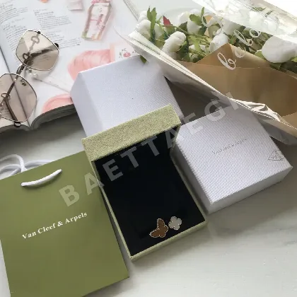 반클리프앤아펠 반지 63943 Van Cleef & Arpels Ring