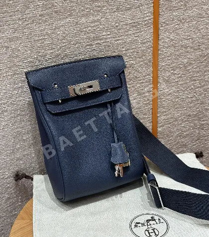 에르메스 핵 아 도 토고 가죽 사파이어 블루 백팩 166702