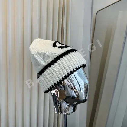 샤넬 클래식 비니 모자 185703