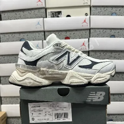 뉴발란스 [C] 9060 화이트 블랙 U9060VNB 202111 New Balance 9060
