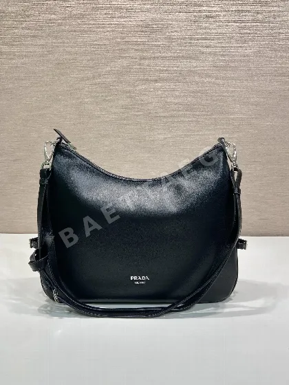 프라다 카프스킨 호보백 1BC288 67908