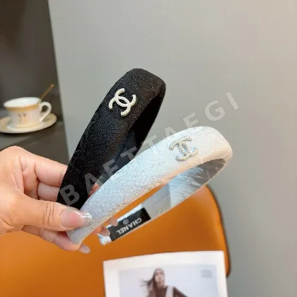 샤넬 스펀지 헤드밴드 헤어악세사리 182663