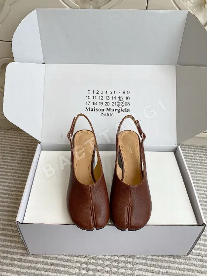 마르지엘라 타비 오픈힐 웨지샌달 80080
