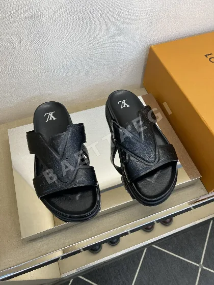 루이비통 오아시스 뮬 154425