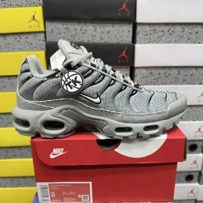 나이키 [TK] 에어 맥스 플러스 852630-021 201973 Nike Air Max Plus Wolf Grey