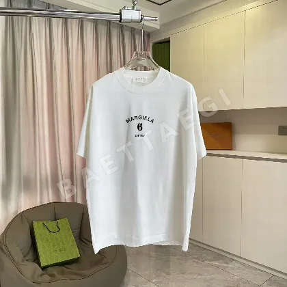 마르지엘라 데미지 가공 그라데이션 립 반팔 티셔츠 88727