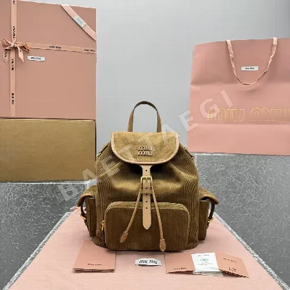 미우미우 코듀로이 백팩 세일상품 133477