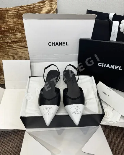 샤넬 컬러 블록 레이스업 샌들 42428