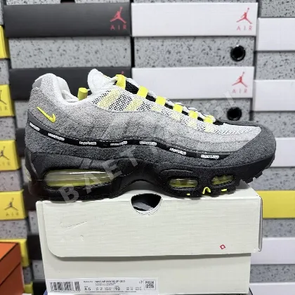 나이키 [KZ2.0] 에어 맥스 95 SP IB4523-002 201336 Nike Air Max 95 SP Undefeated Geo