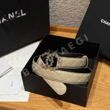 샤넬 더블 C 메탈 로고 램스킨 벨트 172145