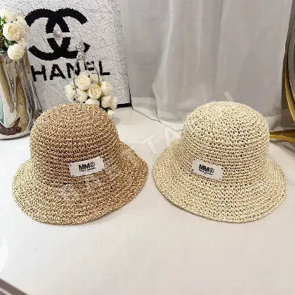 마르지엘라 파피루스 손뜨개 버킷 햇 79325