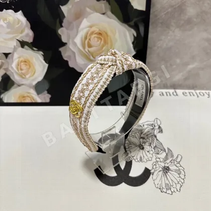 샤넬 에나멜 헤드밴드 183610
