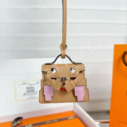 에르메스 켈리 돌 키링 124482