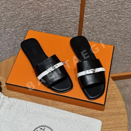 에르메스 켈리 줄리아 샌들 8286