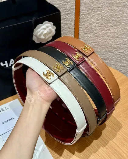 샤넬 가죽 더블 C 메탈 벨트 177304