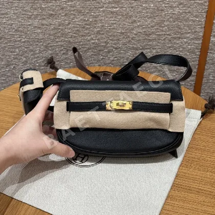 에르메스 켈리 무브 미니 가방 154771