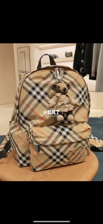 버버리 클래식 체크 백팩 39854