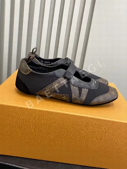 루이비통 스웨이드 발레슈즈 113591