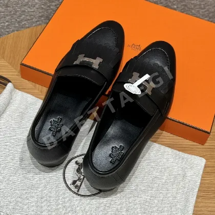 에르메스 로얄 로퍼 블랙 염소가죽 실버 버클 164733