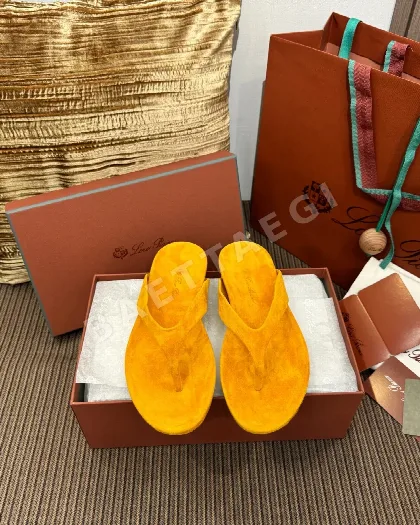 로로피아나 벨벳 비치 샌들 98264