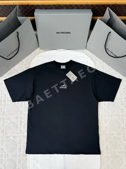 발렌시아가 반사 레터 프린트 반팔 티셔츠 115269