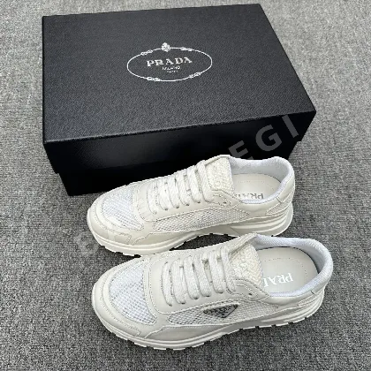프라다 멀티 소재 남성 가죽 스니커즈 149061