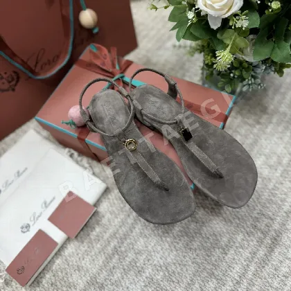 로로피아나 민디르 여성용 샌들 93984