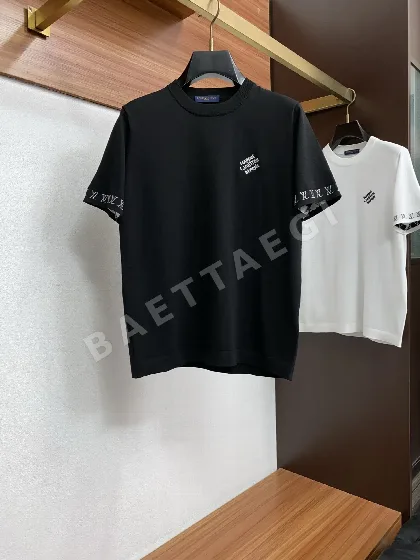 루이비통 심플 크루넥 코튼 반팔 티셔츠 139041