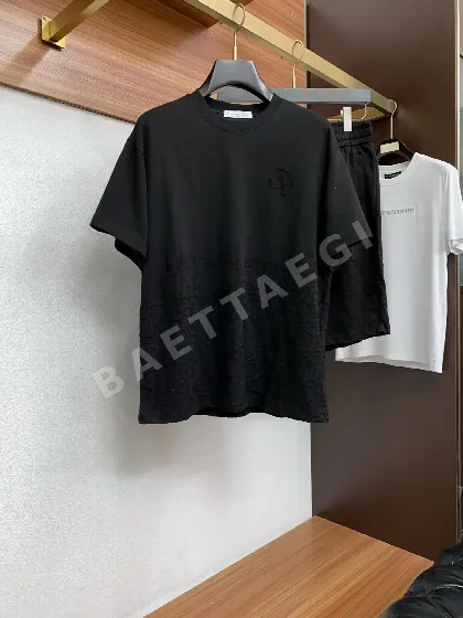 디올 그라데이션 번아웃 남성 반팔 티셔츠 47562