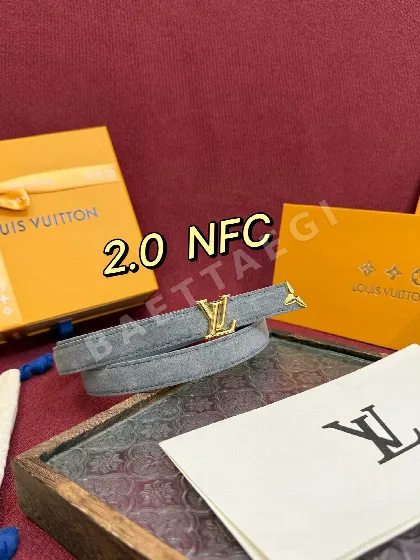 루이비통 LV 이니셜 골드 플라워 장식 스웨이드 벨트 57607