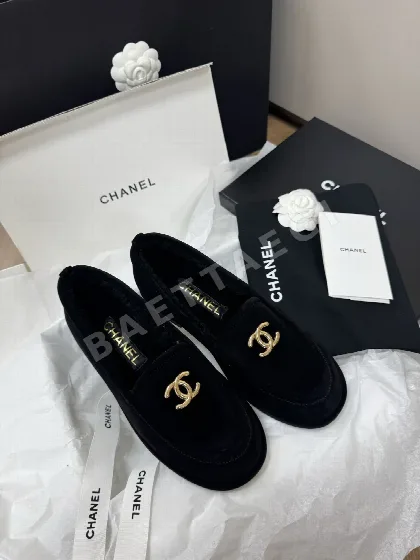 샤넬 로퍼 스웨이드 더블 C 로고 187069