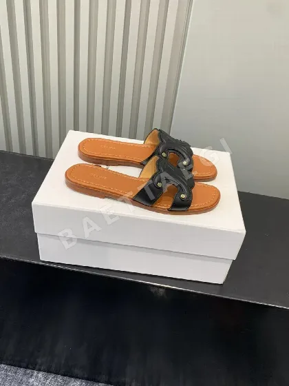 셀린느 개선문 레트로 로만 샌들 108107