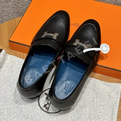 에르메스 로퍼 블랙 염소 가죽 실버 하드웨어 165674
