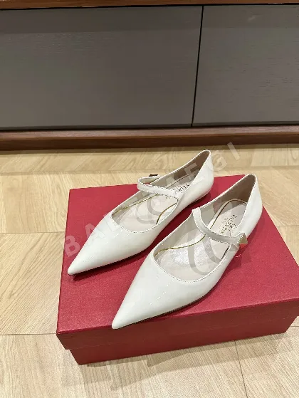 발렌티노 구리 스터드 메리제인 24582