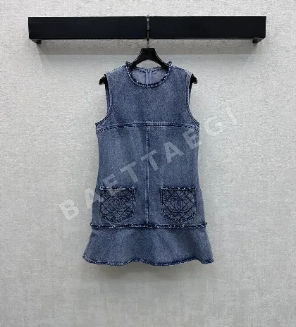 샤넬 더블 C 로고 자수 데님 플리츠 원피스 45907